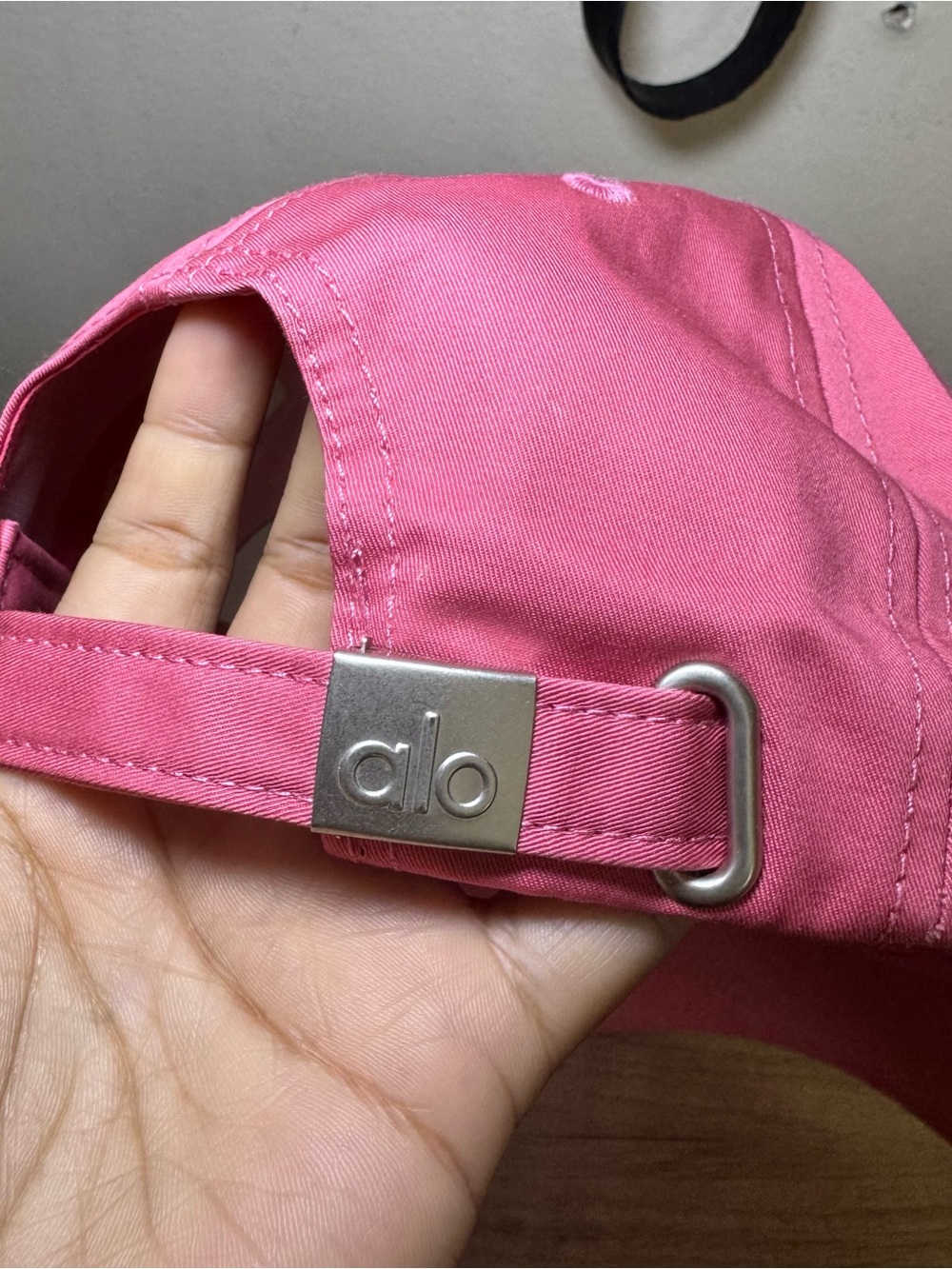 Hot Pink ALO Unisex Adjustable Baseball Cap New With Tags - Picture 3 of 5